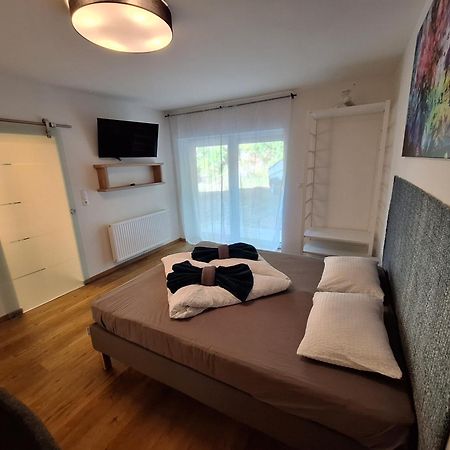 Flataid Gaestehaus Graschi - Steinbergstrasse 格拉茨 外观 照片